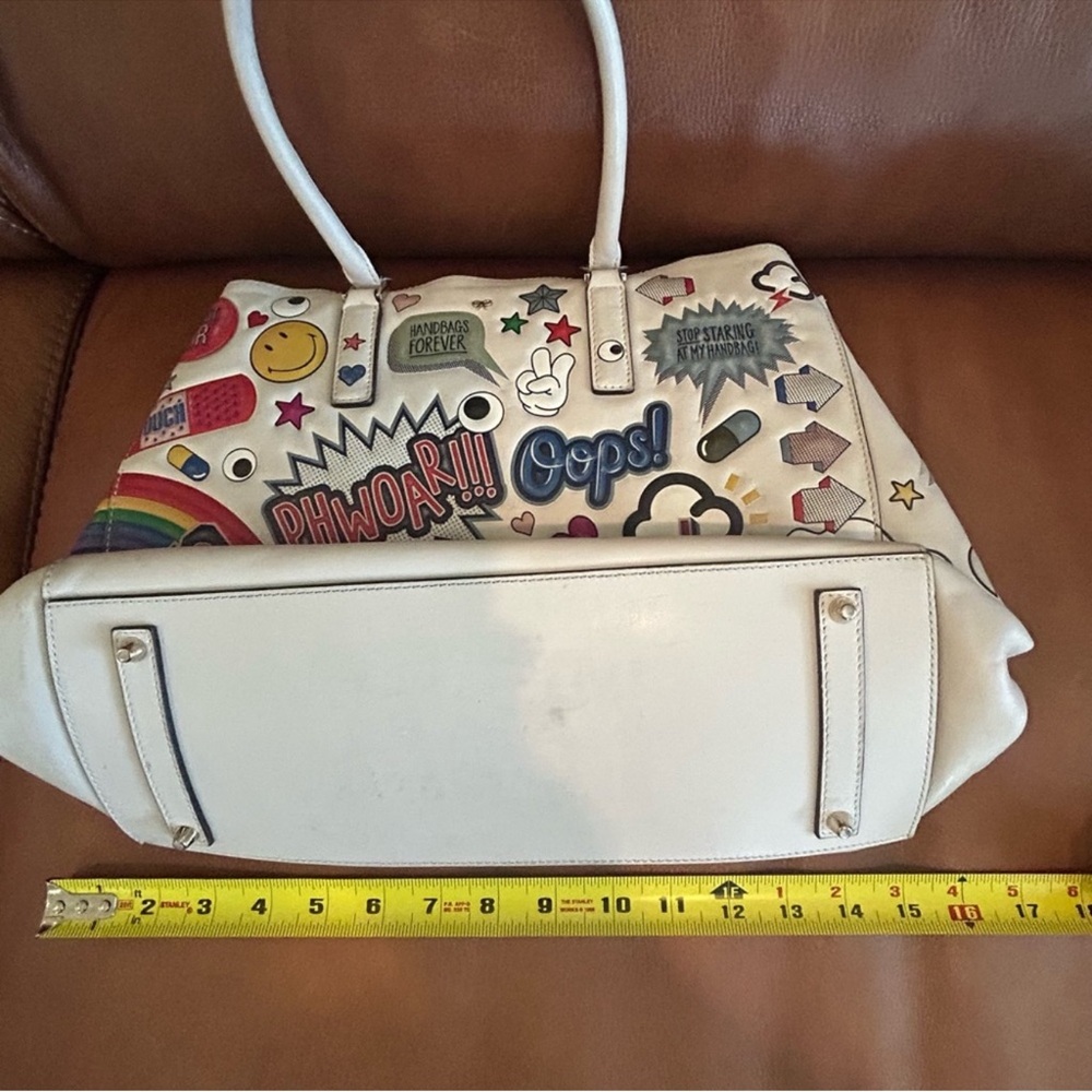 Anya Hindmarch Cream Graphic Tote Bag size medium. - Picture 3 of 16